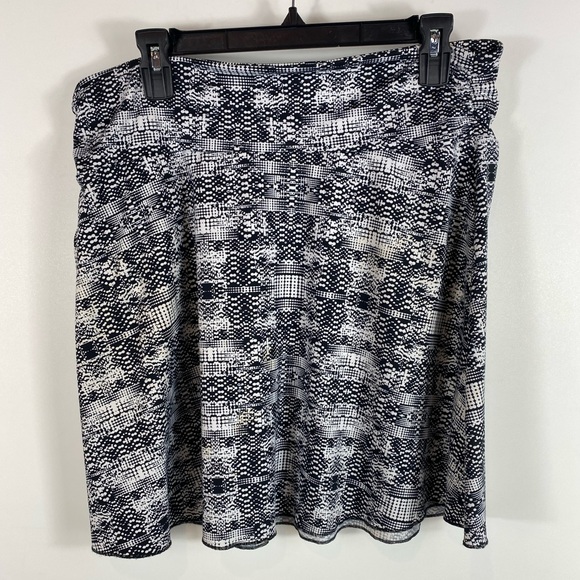 Soybu black print elastic waist skirt large - Picture 2 of 7